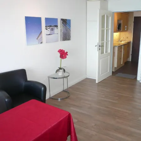 Haus-am-meer-139a-wb * Westerland